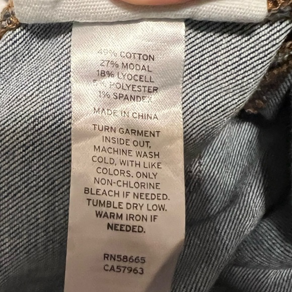 Halogen Womens Ripped Flare Crop Cut Off Jeans Blue Size 27. - Picture 9 of 11